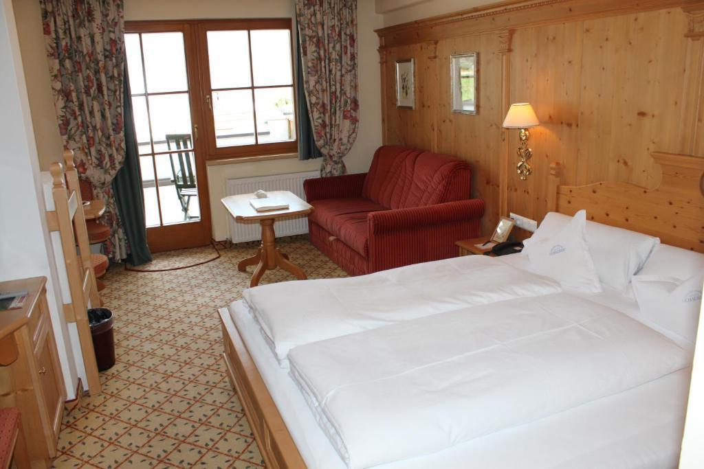 Wellnessresidenz Schalber Hotel Serfaus Room photo