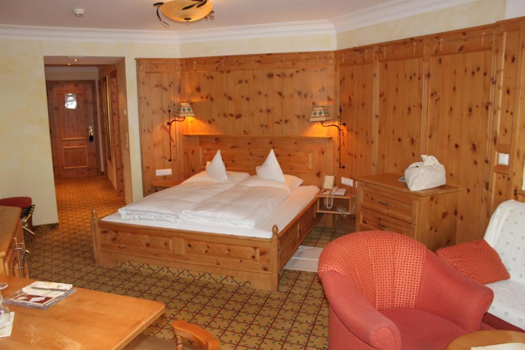 Wellnessresidenz Schalber Hotel Serfaus Room photo
