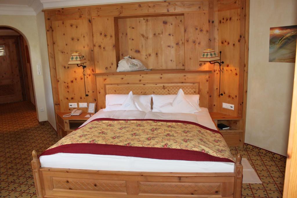 Wellnessresidenz Schalber Hotel Serfaus Room photo